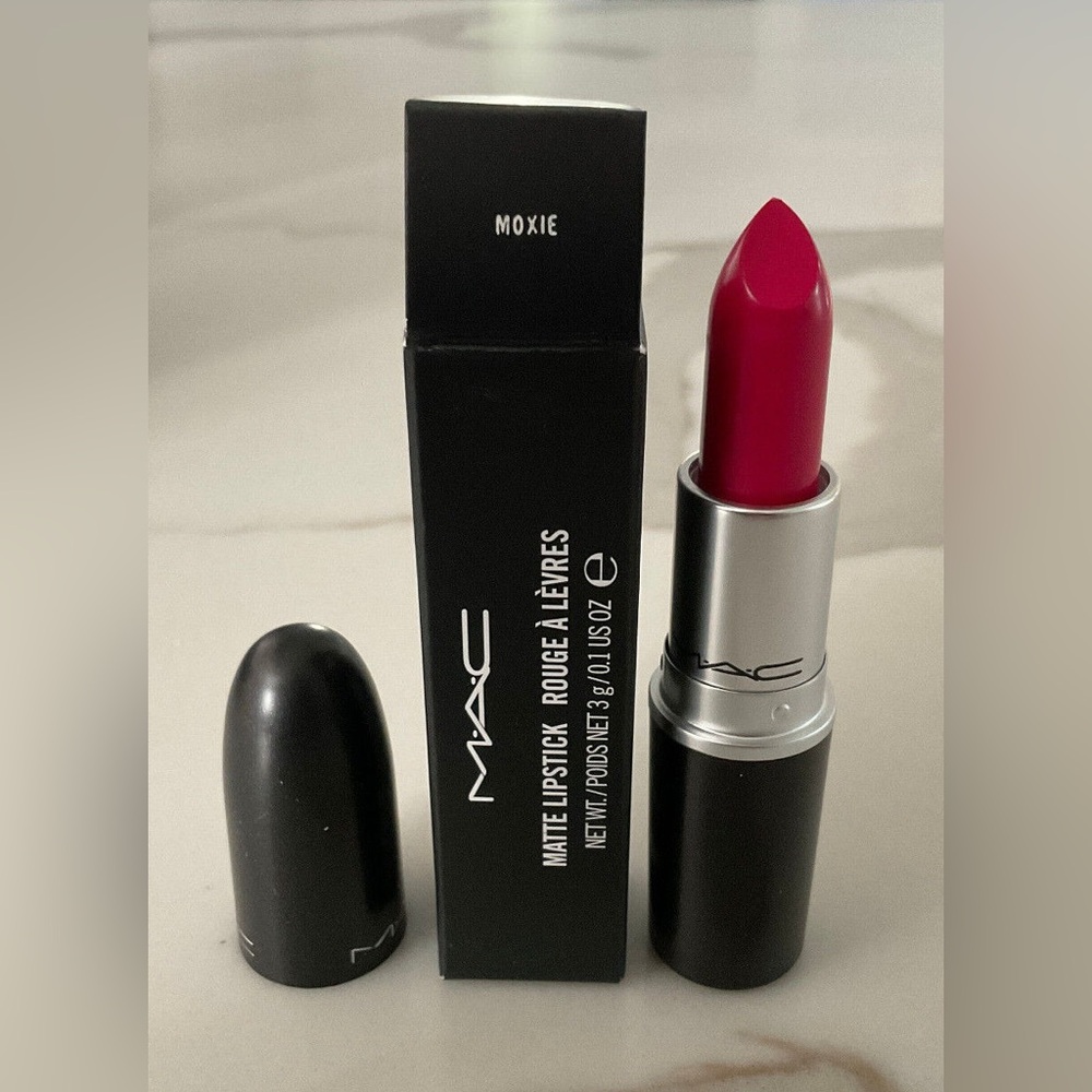 Vintage MAC LIPSTICK shade MOXIE
